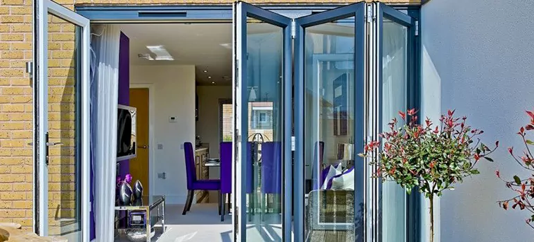 Commercial Door Glass Repair in Immokalee, FL